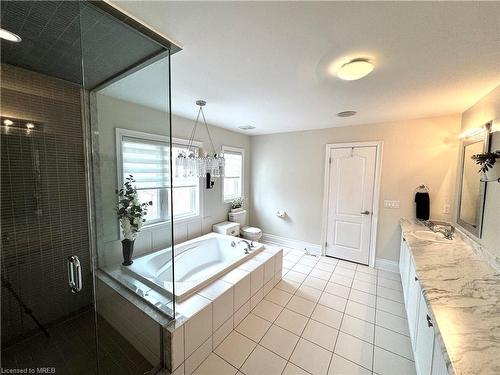 153 Johnson Drive, Shelburne, ON - Indoor Photo Showing Bathroom