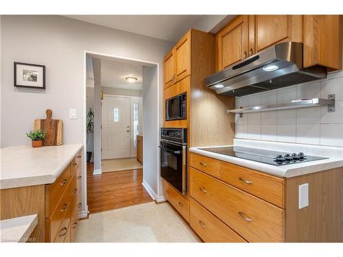 356 Delrex Boulevard, Halton, ON - Indoor Photo Showing Kitchen
