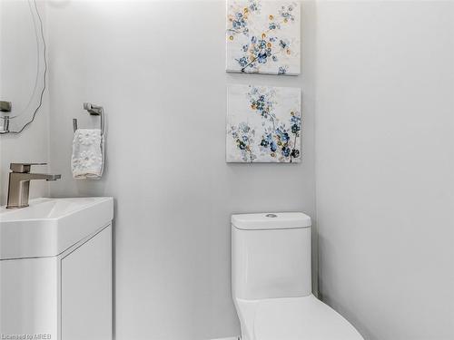 1405 Thorncrest Crescent, Oakville, ON - Indoor Photo Showing Bathroom