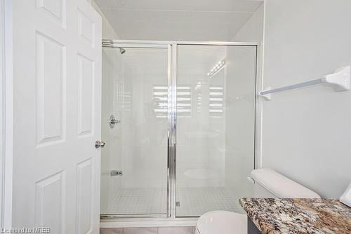 27 Albany Street, Collingwood, ON - Indoor Photo Showing Bathroom