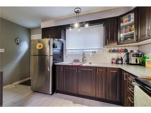 26-62 Riverdale Drive, Hamilton, ON - Indoor Photo Showing Kitchen With Stainless Steel Kitchen