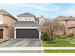 3926 Periwinkle Crescent  Mississauga, ON L5N 6W6