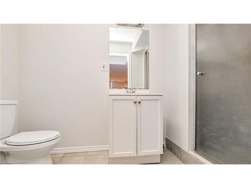 2287 Glenwood School Drive, Burlington, ON - Indoor Photo Showing Bathroom