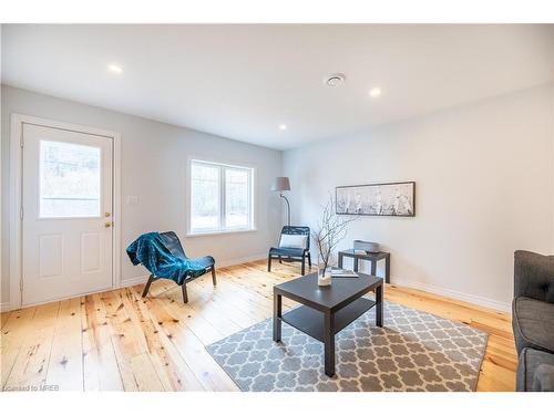 74 Dawson Road, Madawaska, ON - Indoor Photo Showing Living Room