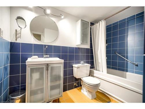 409-11 Neilson Drive, Toronto, ON - Indoor Photo Showing Bathroom