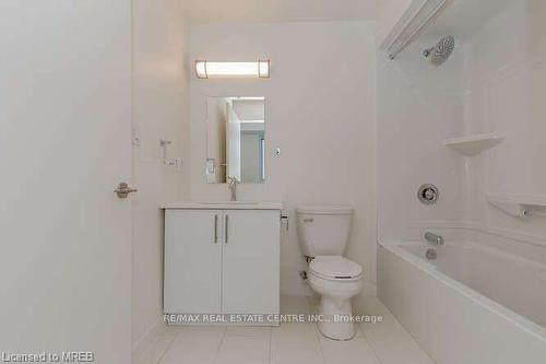 804-128 King Street N, Waterloo, ON - Indoor Photo Showing Bathroom