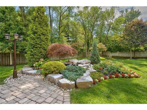 26-2175 Stavebank Road, Mississauga, ON - Outdoor With Backyard