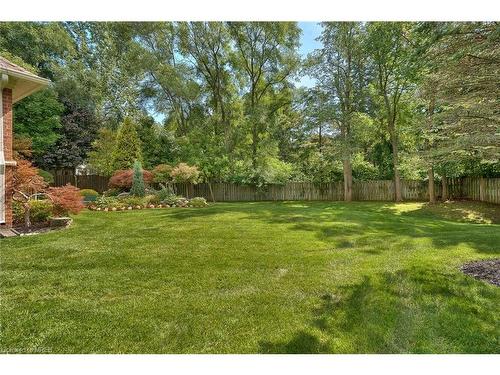 26-2175 Stavebank Road, Mississauga, ON - Outdoor With Backyard