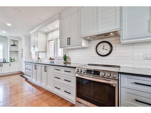 57 Decarie Circle, Toronto, ON - Indoor Photo Showing Kitchen With Upgraded Kitchen