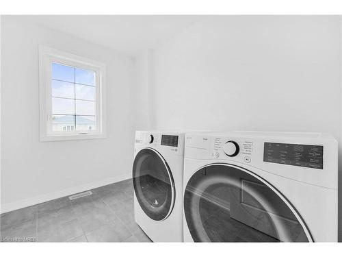 Upper-115 Hillcrest Road, Port Colborne, ON - Indoor Photo Showing Laundry Room