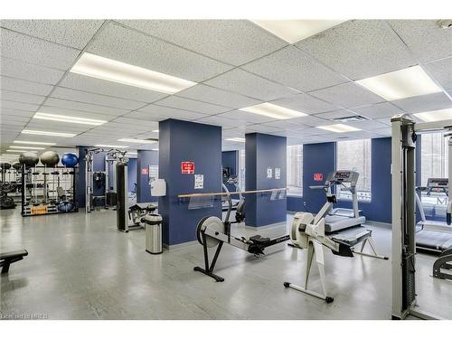 1612-45 Carlton Street, Toronto, ON - Indoor Photo Showing Gym Room