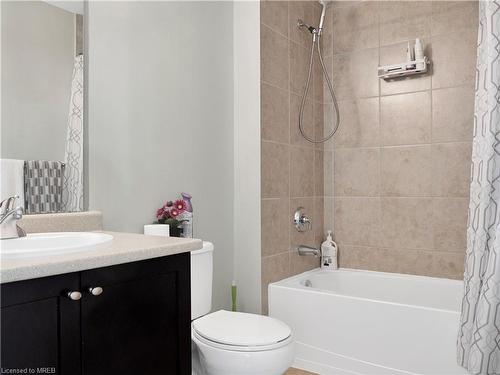 126-5010 Corporate Drive, Burlington, ON - Indoor Photo Showing Bathroom