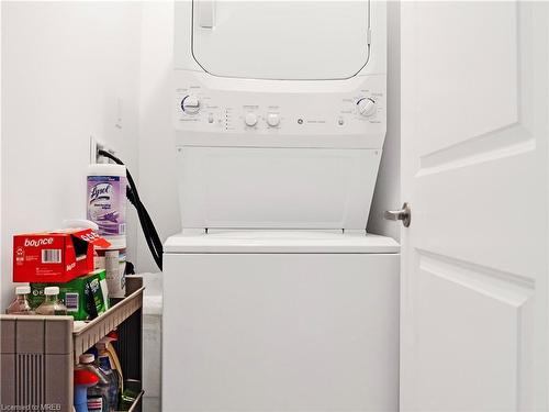 126-5010 Corporate Drive, Burlington, ON - Indoor Photo Showing Laundry Room