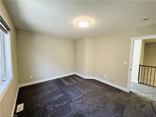 341 Masters Drive, Woodstock, ON - Indoor Photo Showing Other Room