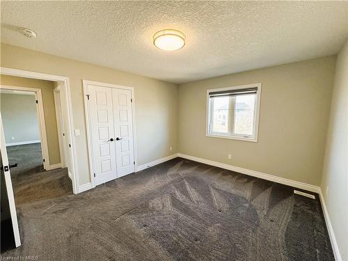 341 Masters Drive, Woodstock, ON - Indoor Photo Showing Other Room