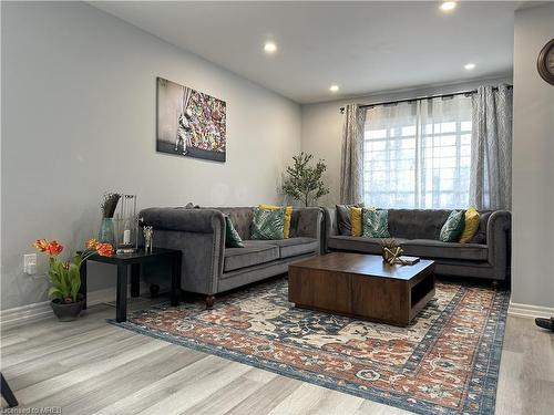 26 Fraser Avenue, Hamilton, ON - Indoor Photo Showing Living Room