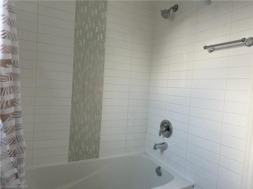 26 Fraser Avenue, Hamilton, ON - Indoor Photo Showing Bathroom