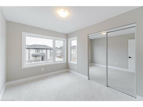 39 Sitler Street, Kitchener, ON - Indoor Photo Showing Other Room