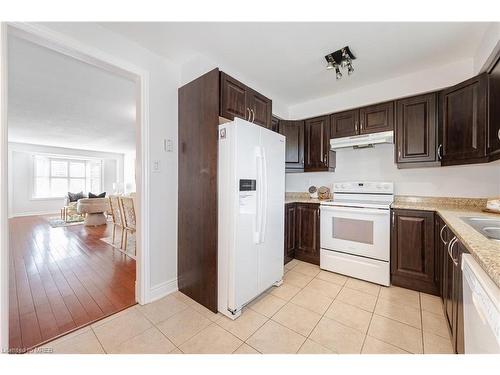 240 Rutherford Road N, Brampton, ON - Indoor Photo Showing Kitchen