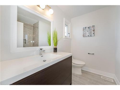 240 Rutherford Road N, Brampton, ON - Indoor Photo Showing Bathroom