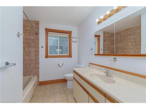 338 Walnut Street, Collingwood, ON - Indoor Photo Showing Bathroom