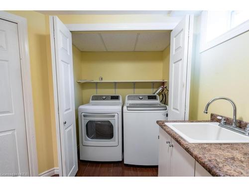 Bsmt-76 Parnell Road, St. Catharines, ON - Indoor Photo Showing Laundry Room