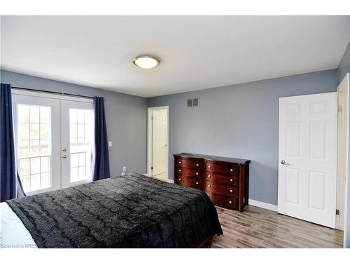 30-34 Dynasty Avenue, Hamilton, ON - Indoor Photo Showing Bedroom