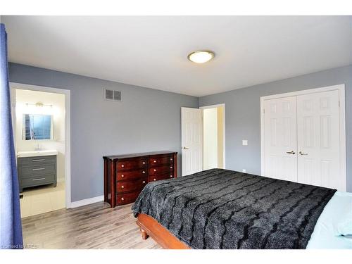 30-34 Dynasty Avenue, Hamilton, ON - Indoor Photo Showing Bedroom