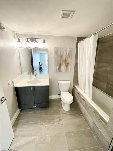 815-58 Lakeside Terrace, Barrie, ON - Indoor Photo Showing Bathroom