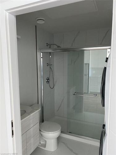 2901-60 Frederick Street, Waterloo, ON - Indoor Photo Showing Bathroom