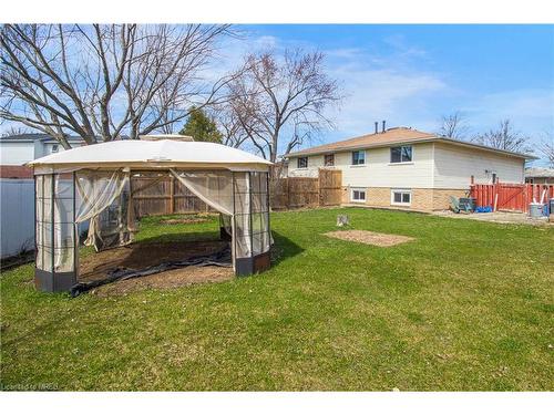 Upper-24 Tara Crescent, Thorold, ON - Outdoor With Backyard