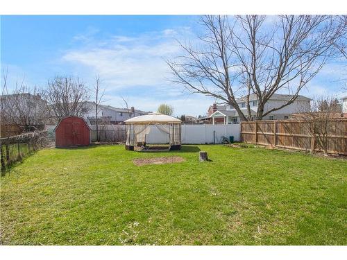Bsmt-24 Tara Crescent, Thorold, ON - Outdoor With Backyard