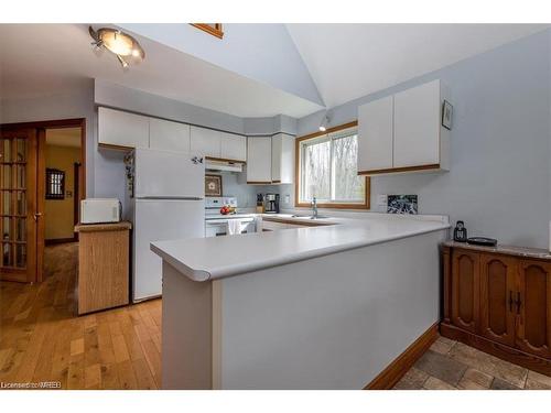 4264 Lakeview Drive, Ramara, ON - Indoor Photo Showing Kitchen