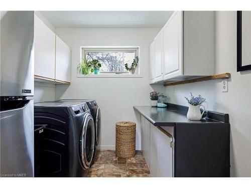 25 Tweedle Street, Glen Williams, ON - Indoor Photo Showing Laundry Room