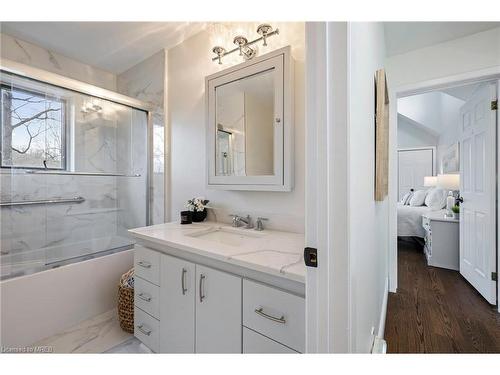 25 Tweedle Street, Glen Williams, ON - Indoor Photo Showing Bathroom