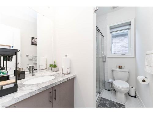3 Grierson Trail, Waterdown, ON - Indoor Photo Showing Bathroom