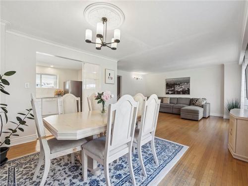 38 Dunsany Crescent, Toronto, ON - Indoor Photo Showing Dining Room