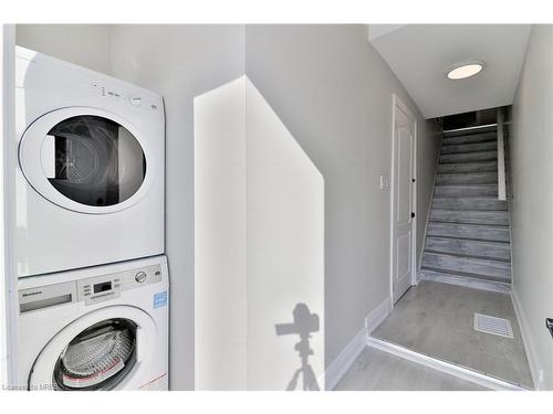 93 Mcmillan Drive, Oshawa, ON - Indoor Photo Showing Laundry Room