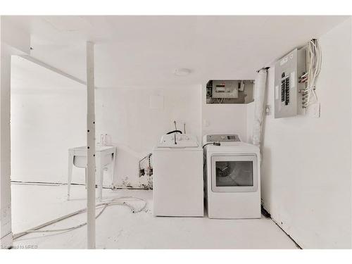 93 Mcmillan Drive, Oshawa, ON - Indoor Photo Showing Laundry Room