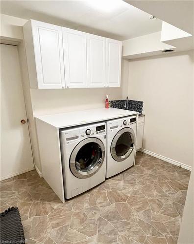 278 Chambers Court, London, ON - Indoor Photo Showing Laundry Room