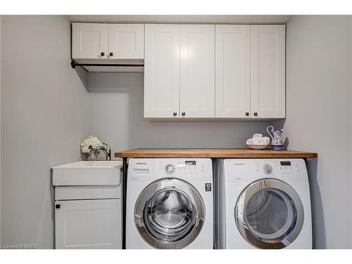 213 Echovalley Drive, Hamilton, ON - Indoor Photo Showing Laundry Room
