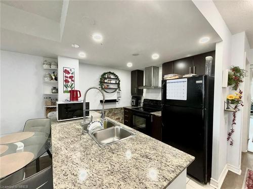 1506-25 Town Centre Court, Scarborough, ON - Indoor Photo Showing Kitchen With Double Sink