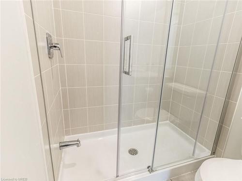 22-200 Malta Avenue, Brampton, ON - Indoor Photo Showing Bathroom