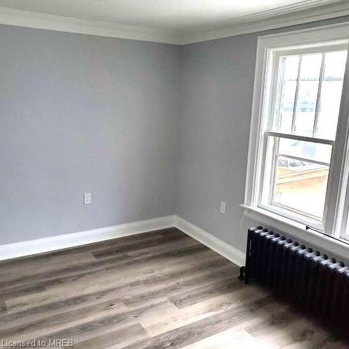 28 Division Street, St. Catharines, ON - Indoor Photo Showing Other Room