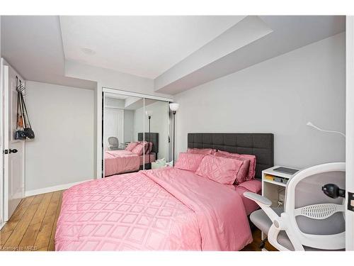 3005-4968 Yonge Street, Toronto, ON - Indoor Photo Showing Bedroom