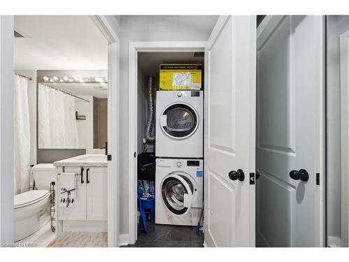 3005-4968 Yonge Street, Toronto, ON - Indoor Photo Showing Laundry Room