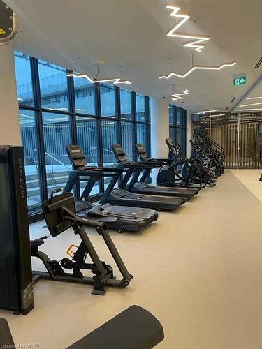 1211-3900 Confederation Parkway, Mississauga, ON - Indoor Photo Showing Gym Room