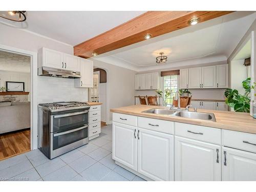 94 First Street N, Stoney Creek, ON - Indoor Photo Showing Kitchen With Double Sink