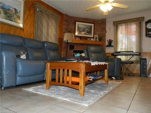 12 Hearthside Crescent, Stoney Creek, ON - Indoor Photo Showing Other Room