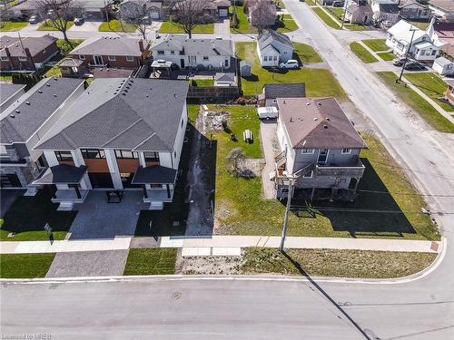 162 Louise Street, Welland, ON 